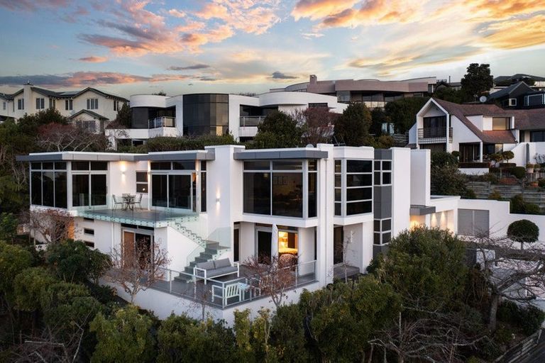 Photo of property in 9 Allom Lane, Cashmere, Christchurch, 8022