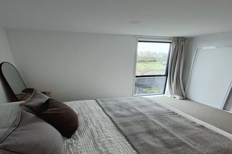 Photo of property in 56 Piripiri Place, Broomfield, Christchurch, 8042