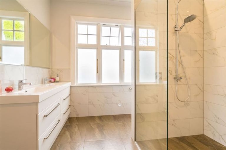 Photo of property in 62 Wingatui Road, Mosgiel, 9024