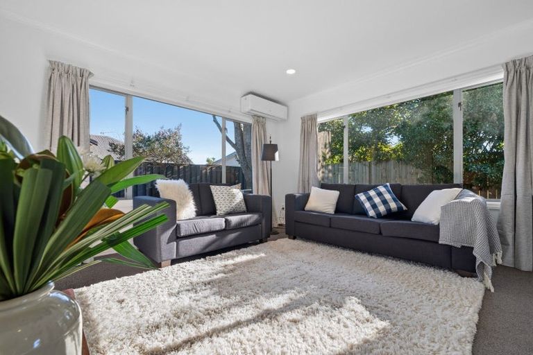 Photo of property in 8 Bowen Street, Cambridge, 3434
