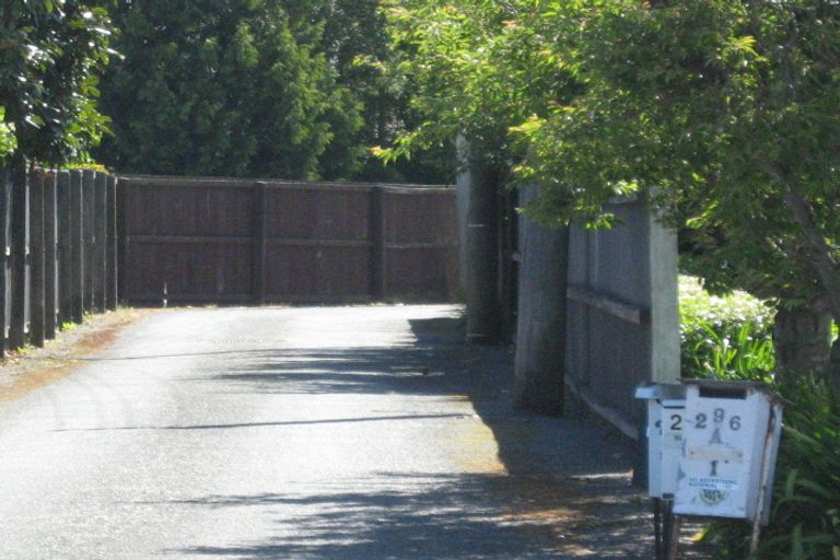 Photo of property in 2/296a Wairakei Road, Bryndwr, Christchurch, 8053