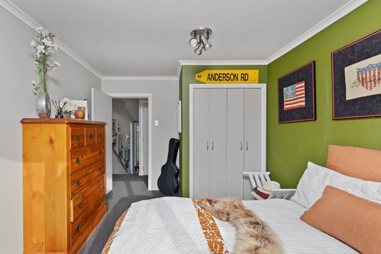 Photo of property in 25 Rogan Street, New Plymouth, 4310