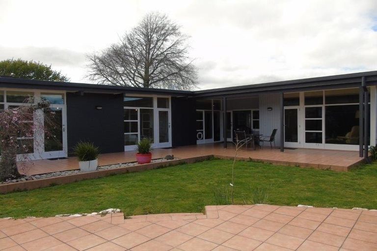 Photo of property in 415 Fergusson Drive, Heretaunga, Upper Hutt, 5018