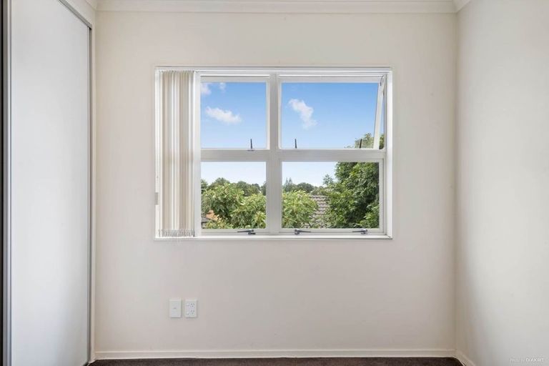 Photo of property in 12 Lime Crescent, Papakura, 2110