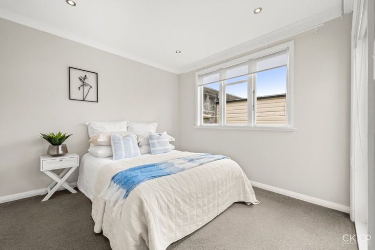 Photo of property in 27a Bauchop Road, Waterloo, Lower Hutt, 5011