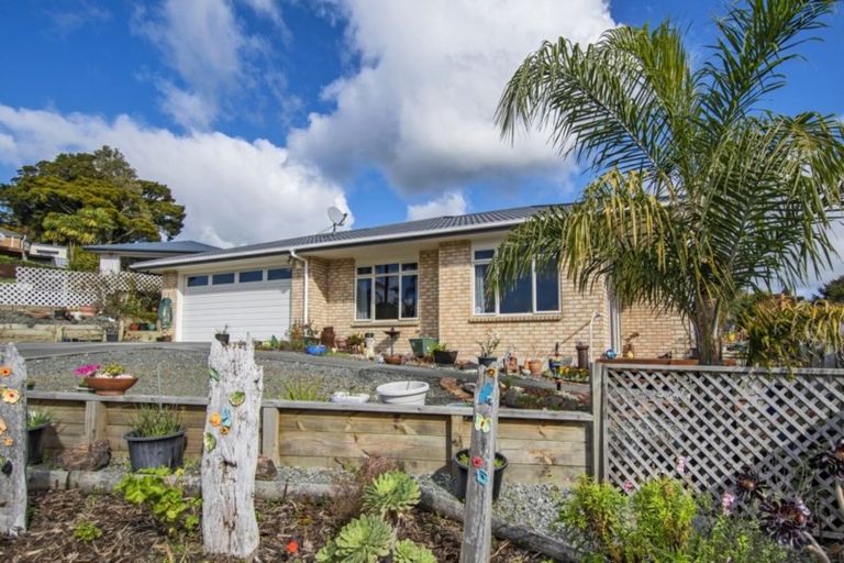 Photo of property in 5 Daviot Place, Te Kamo, Whangarei, 0112