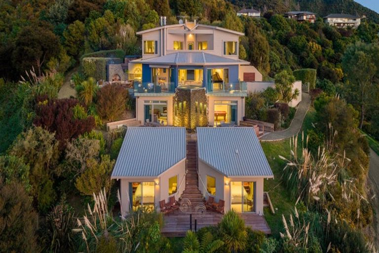 Photo of property in 1 Cooks Ridge, Waikawa, Picton, 7281