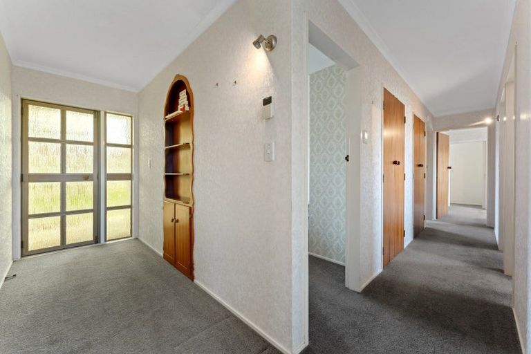 Photo of property in 8 Cambridge Street, Pahiatua, 4910