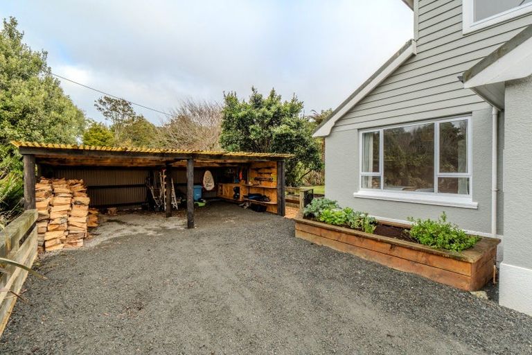 Photo of property in 10 Mahuri Road, Otatara, Invercargill, 9879