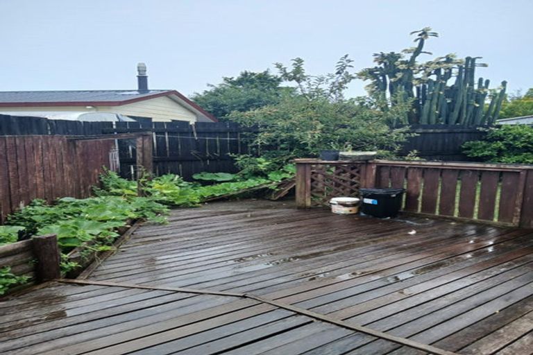 Photo of property in 1/46 Hyperion Drive, Randwick Park, Auckland, 2105