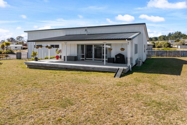 Photo of property in 19 Wai Matangi Place, Motuoapa, Turangi, 3382