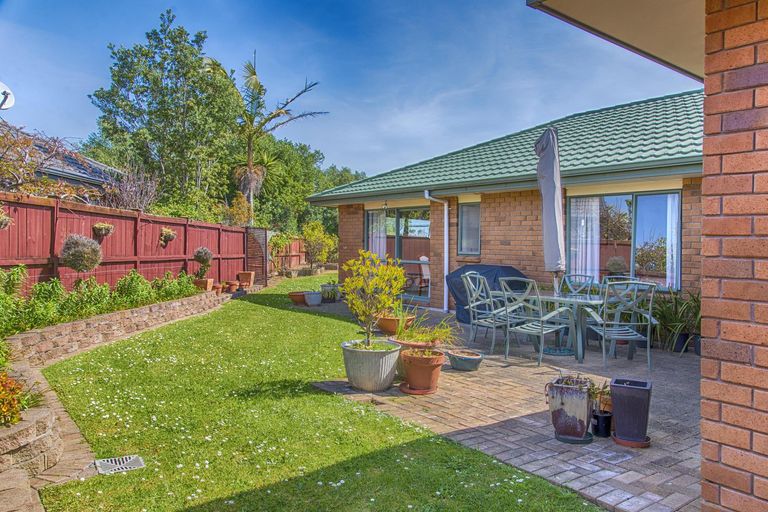 Photo of property in 50 Blackwood Drive, Wattle Downs, Auckland, 2103