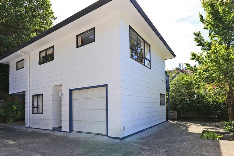 Photo of property in 22a-b Milton Road, Bluff Hill, Napier, 4110