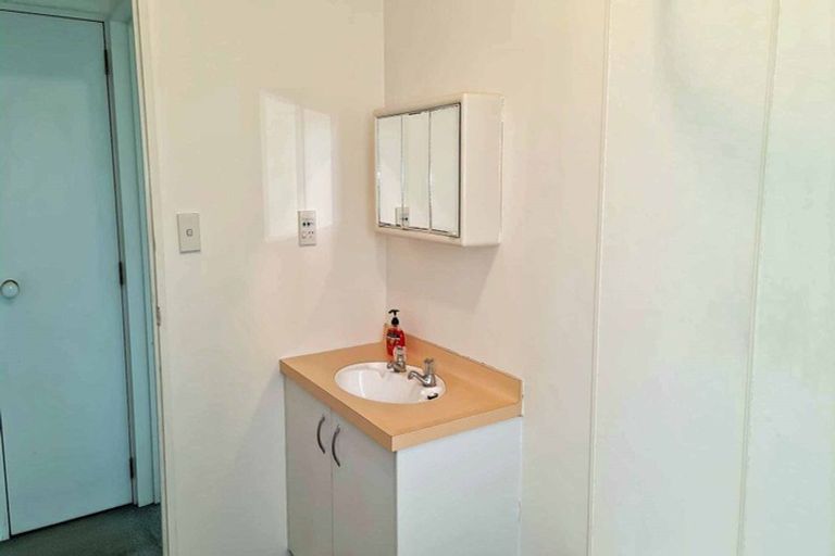 Photo of property in 2/806 Gordon Road, Raureka, Hastings, 4120