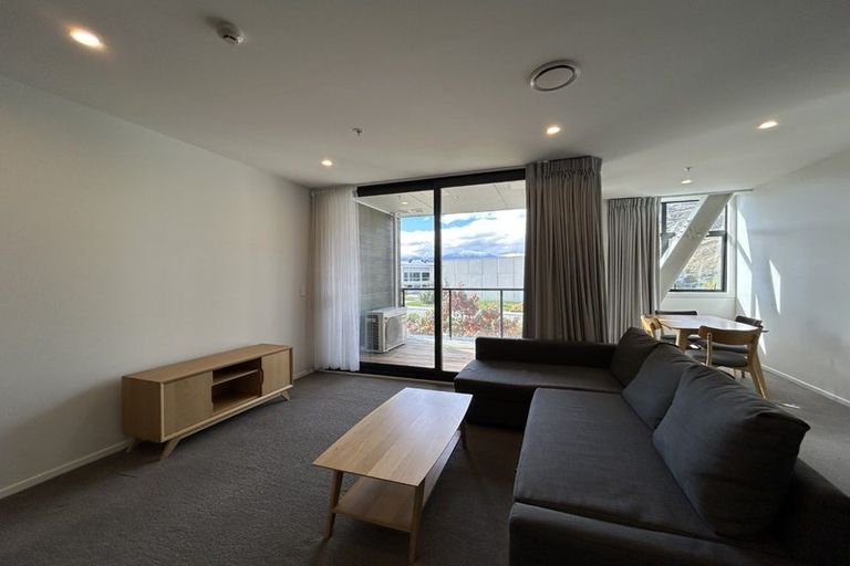 Photo of property in Wyndham Gardens Apartments, 30 Red Oaks Drive, Frankton, Queenstown, 9300