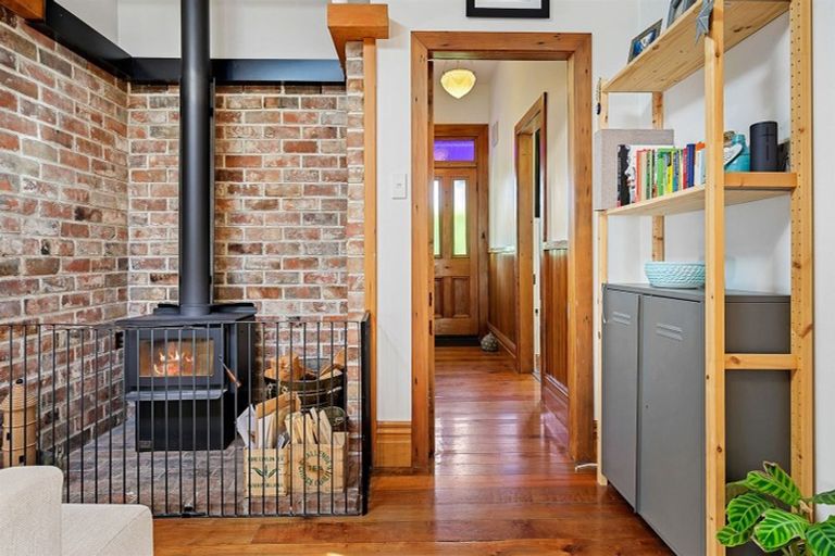 Photo of property in 8 Vienna Street, Waltham, Christchurch, 8023