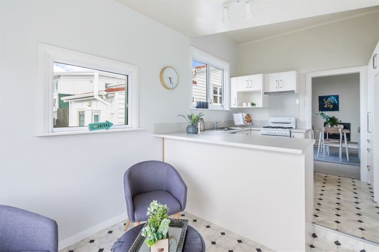 Photo of property in 6 Tarawera Road, Johnsonville, Wellington, 6037