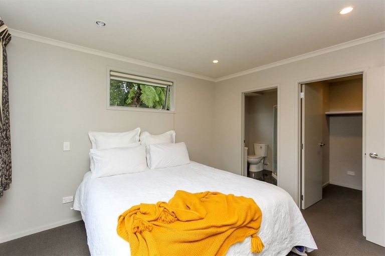 Photo of property in 396 Mangorei Road, Highlands Park, New Plymouth, 4312