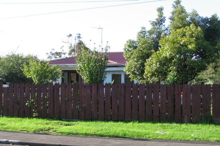 Photo of property in 100 Clayton Avenue, Otara, Auckland, 2023