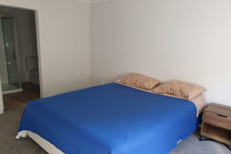 Photo of property in 214 Navigation Drive, Whitby, Porirua, 5024