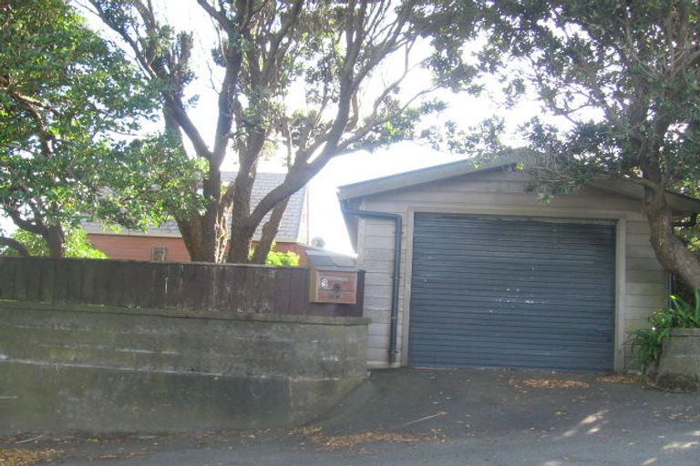 Photo of property in 9 Howard Road, Point Howard, Lower Hutt, 5013
