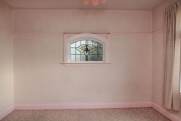 Photo of property in 30 Wharfe Street, South Hill, Oamaru, 9400