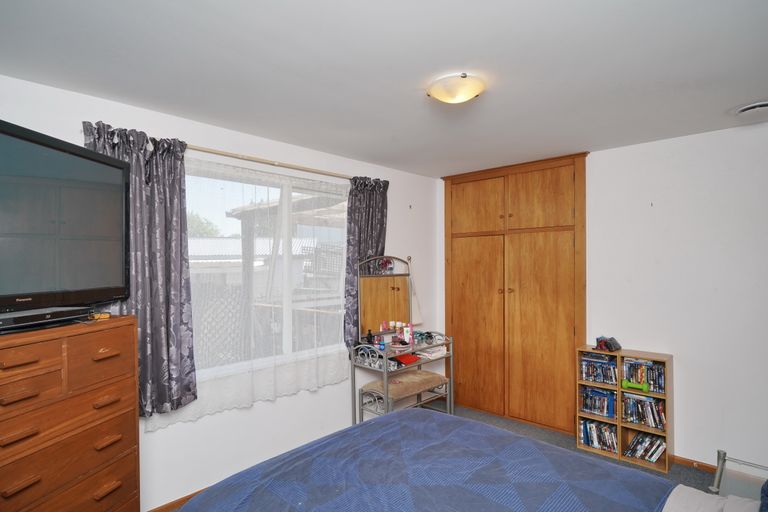 Photo of property in 57 Akaroa Street, Kaiapoi, 7630