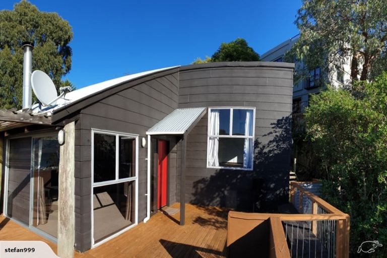 Photo of property in 35 Ticehurst Road, Lyttelton, 8082