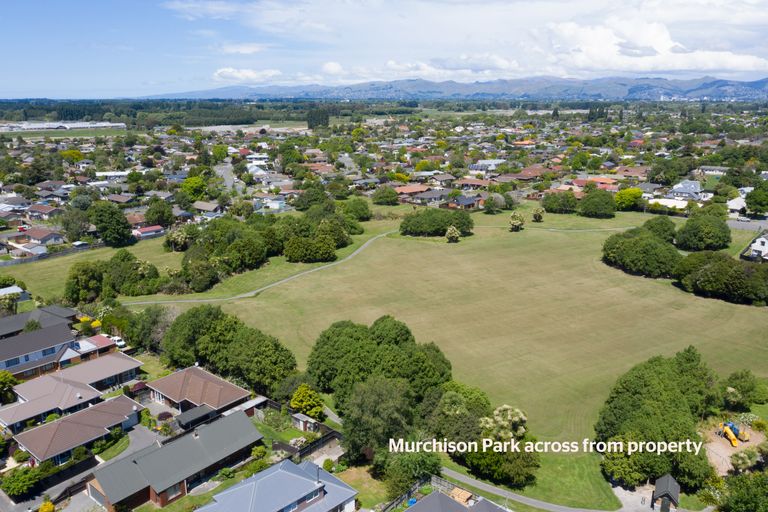 Photo of property in 61 Lowry Avenue, Redwood, Christchurch, 8051