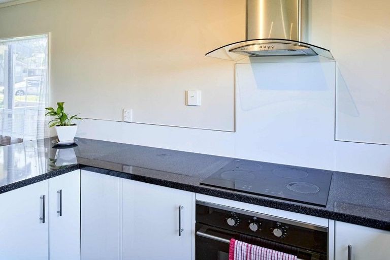 Photo of property in 77 Conclusion Street, Ascot Park, Porirua, 5024