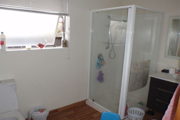 Photo of property in 2/24 Mchaffies Place, Wainoni, Christchurch, 8061