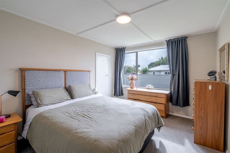 Photo of property in 69 Lothian Crescent, Strathern, Invercargill, 9812