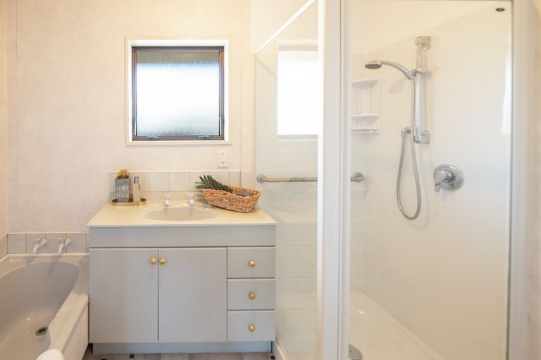 Photo of property in 61 Lowry Avenue, Redwood, Christchurch, 8051