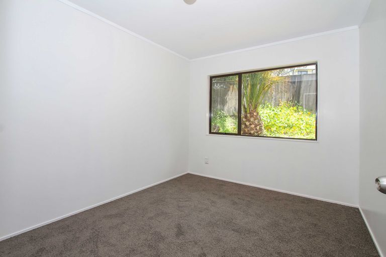 Photo of property in 45 Fordham Street, Beach Haven, Auckland, 0626
