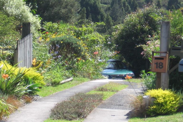 Photo of property in 18 Brussells Place, Birkenhead, Auckland, 0626