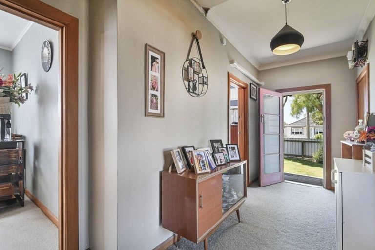 Photo of property in 311 Fenwick Street, Mayfair, Hastings, 4122