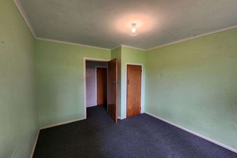 Photo of property in 15 Rogers Road, Manurewa, Auckland, 2102