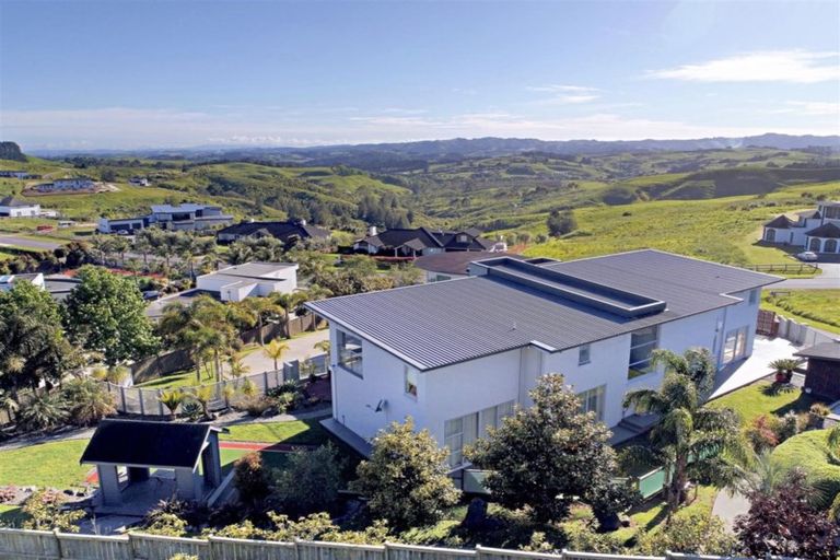 Photo of property in 776 Redoubt Road, Flat Bush, Auckland, 2019