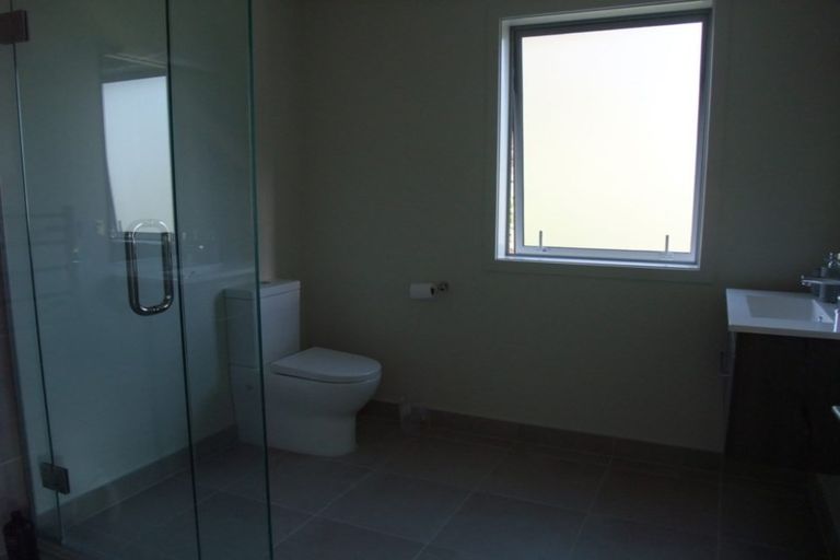 Photo of property in 17 Moraine Place, Lake Hawea, Wanaka, 9382