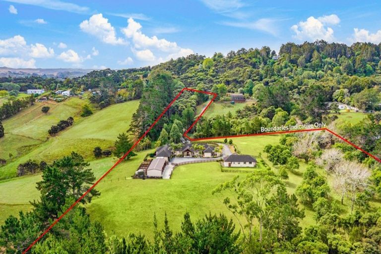 Photo of property in 20 Matatea Road, Waimauku, 0881