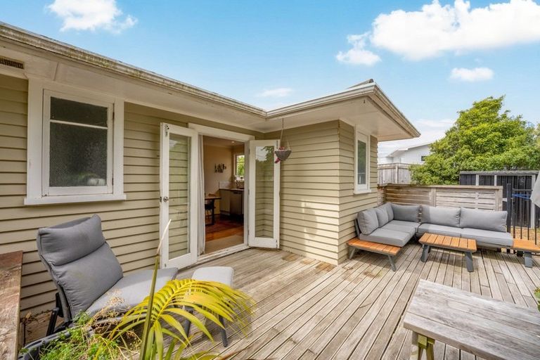 Photo of property in 18 Titoki Road, Raumati Beach, Paraparaumu, 5032