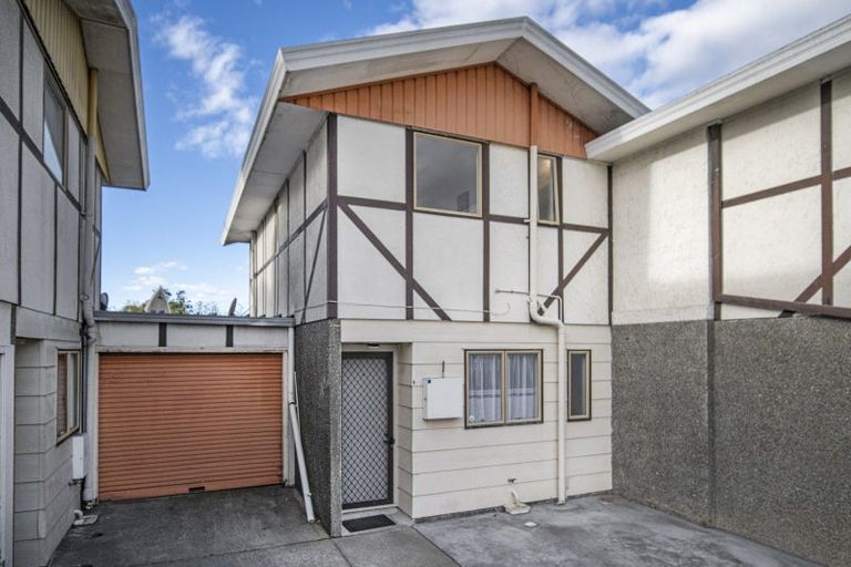 Photo of property in 4/702 Grays Road, Mahora, Hastings, 4120