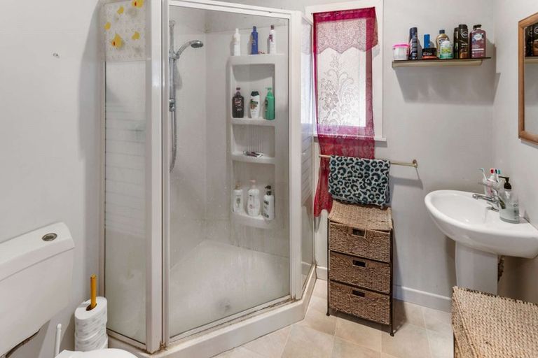 Photo of property in 44 Puriri Street, Gonville, Whanganui, 4501