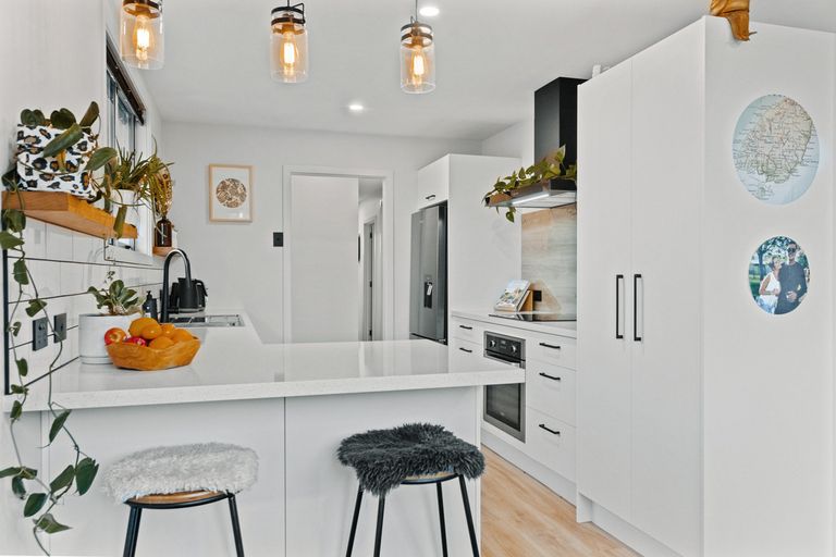 Photo of property in 25 Campbell Street, Alexandra, 9320