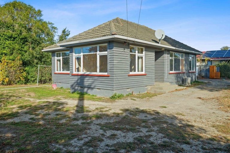 Photo of property in 141 Langdons Road, Northcote, Christchurch, 8052