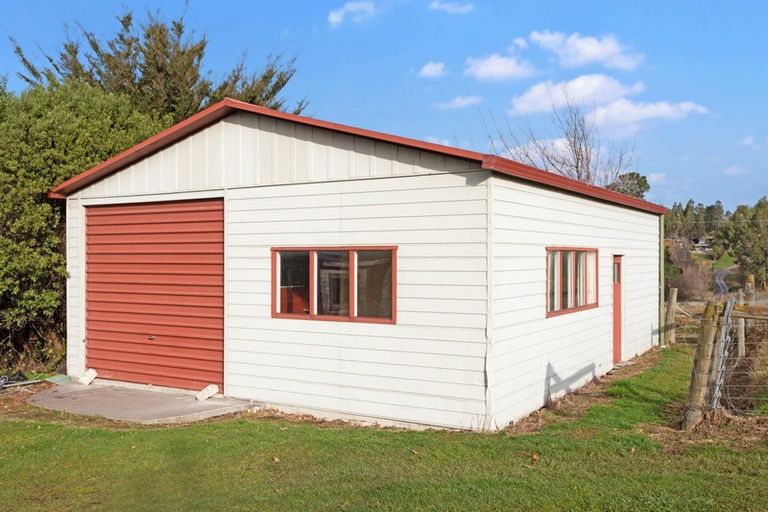 Photo of property in 104 Sales Road, Oxford, 7495