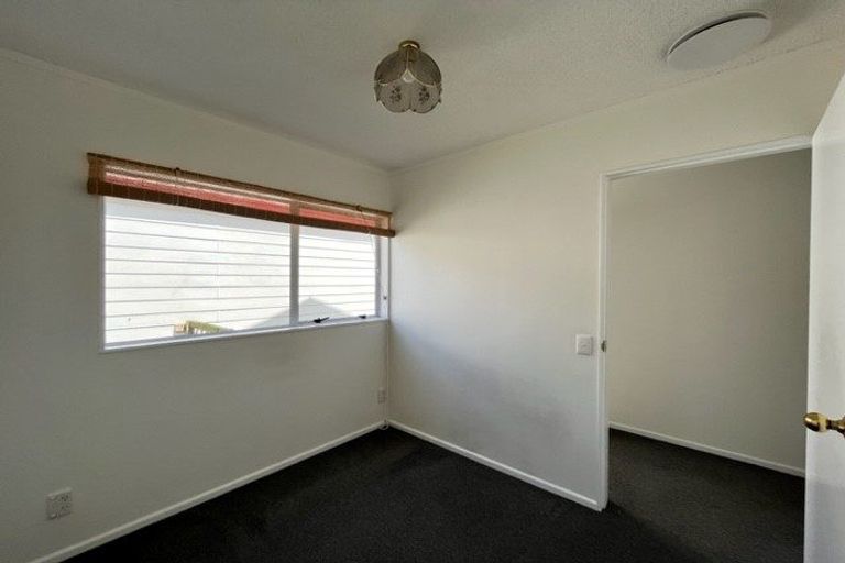 Photo of property in 9/169 Whites Line East, Waiwhetu, Lower Hutt, 5010