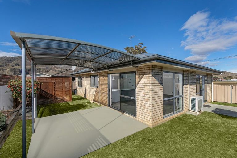 Photo of property in 51 Donegal Street, Cromwell, 9310