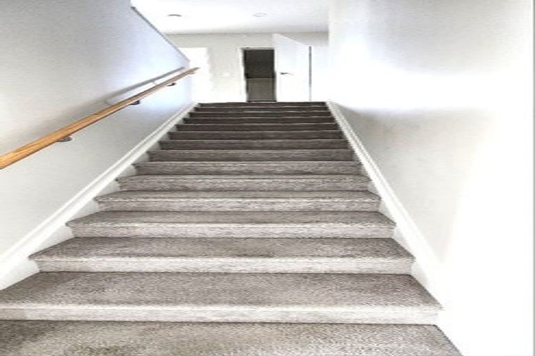 Photo of property in 72 Seafarer Crescent, Stanmore Bay, Whangaparaoa, 0932