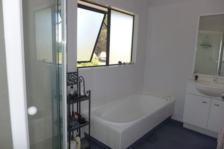 Photo of property in 37b Briarmont Street, Avondale, Christchurch, 8061